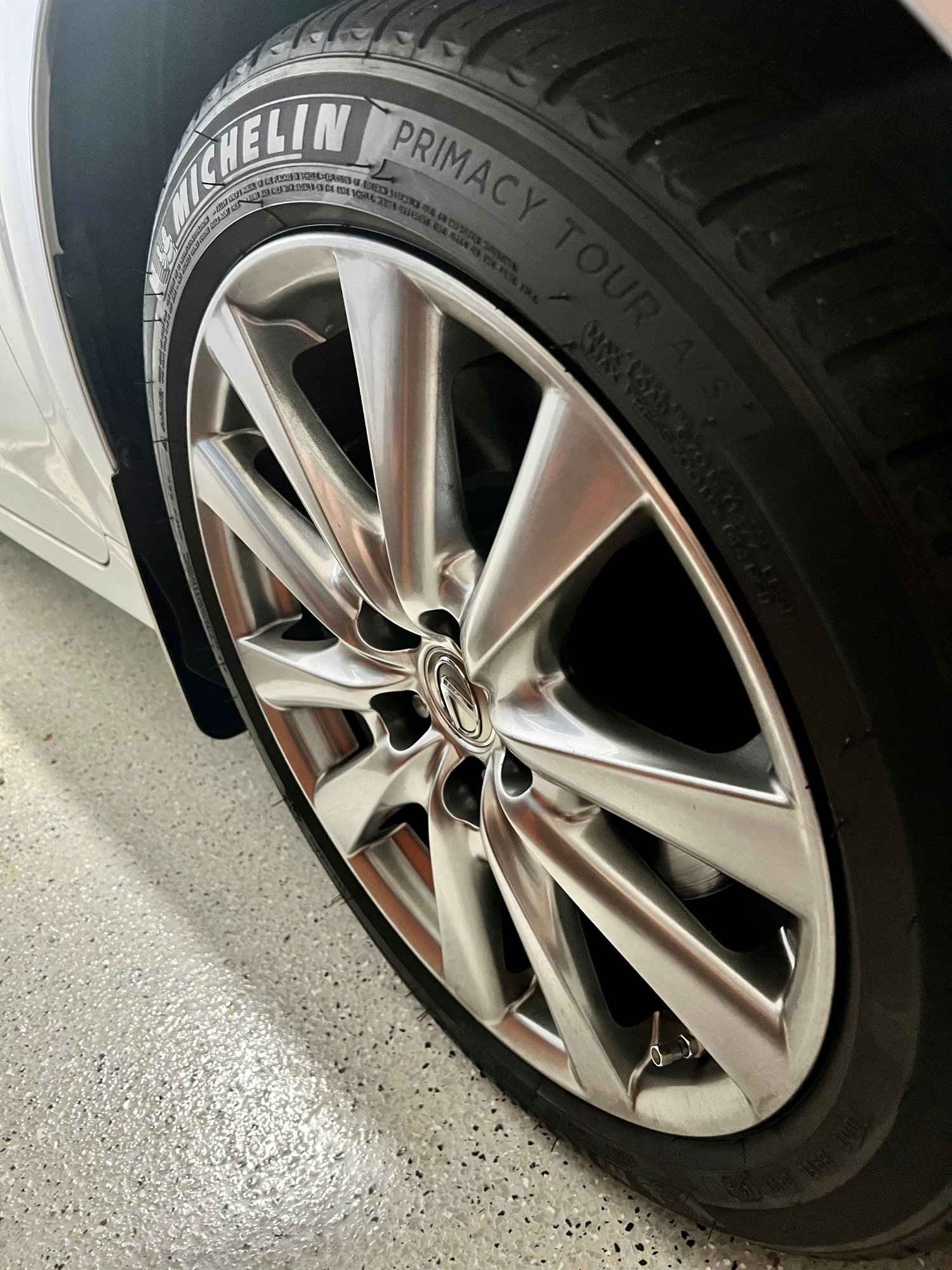 Wheels and Tires/Axles - 18 Factory Premium Package Wheels and Michelin Tires - Used - 0  All Models - Pittsburgh, PA 15106, United States