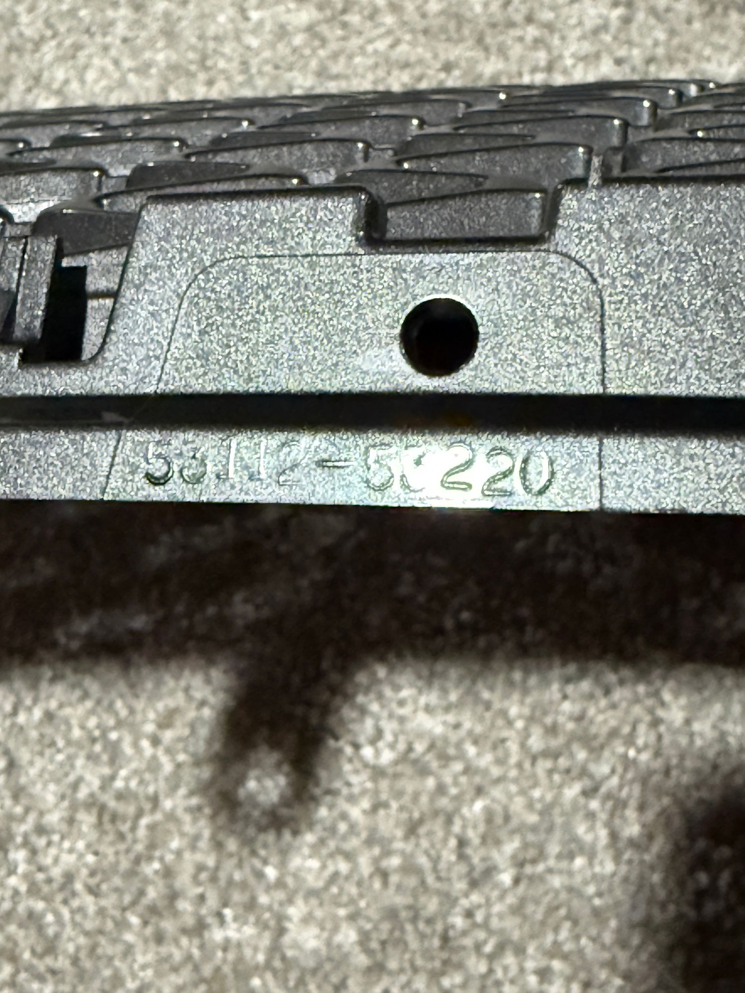 Exterior Body Parts - 2011-13 Lexus IS250 IS350 F-Sport Upper Grille OEM - Used - 2011 to 2013 Lexus IS250 - 2011 to 2013 Lexus IS350 - Oak Brook, IL 60523, United States