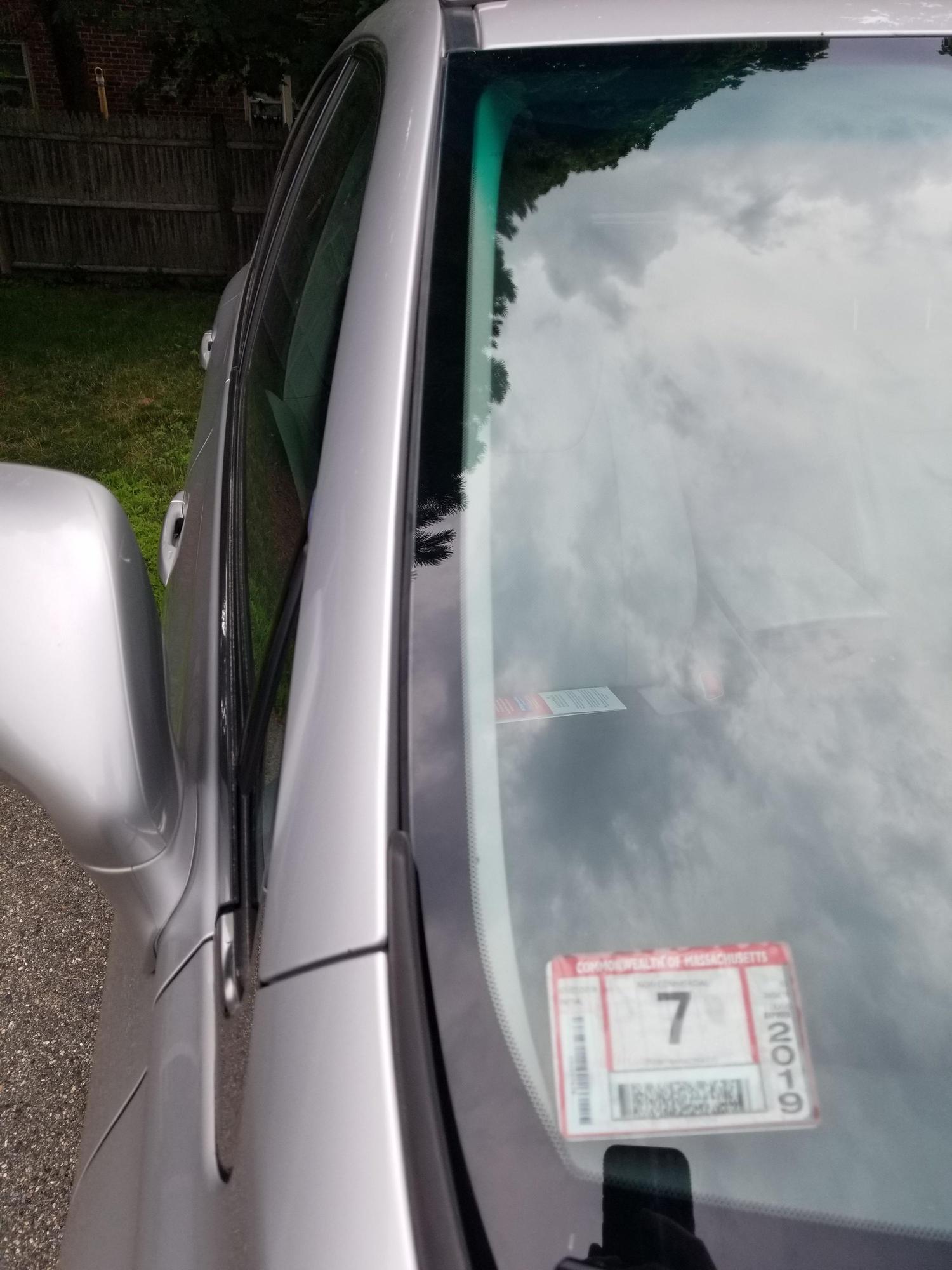 does lexus replace windshields michelvieira