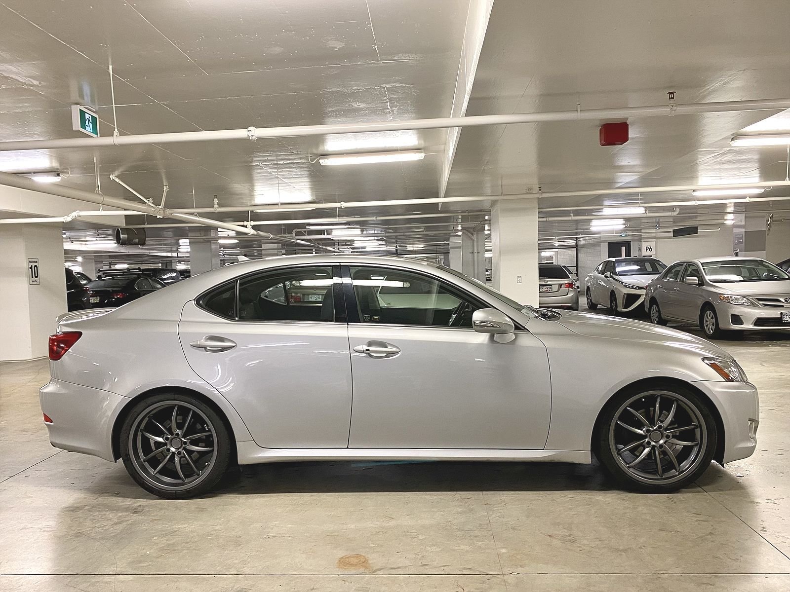 2009 Lexus IS250 - 2009 is250 rwd - Used - VIN JTHBK262X92093794 - 93,500 Miles - 6 cyl - 2WD - Automatic - Sedan - Silver - Burnaby, BC V5C0K4, Canada