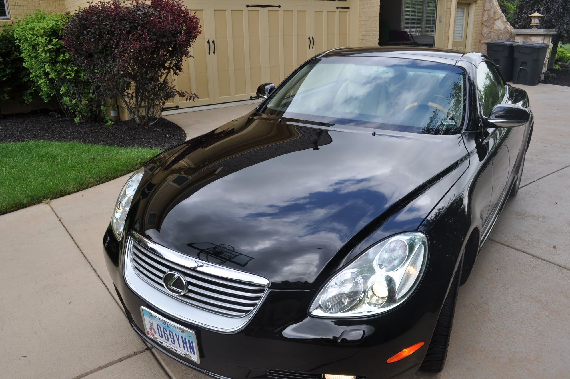 2002 Lexus SC430 - OH:  2002 Lexus SC430 Convertible - 55k miles - Used - VIN JTHFN48Y220029515 - 55,000 Miles - 8 cyl - 2WD - Automatic - Convertible - Black - Mason, OH 45040, United States