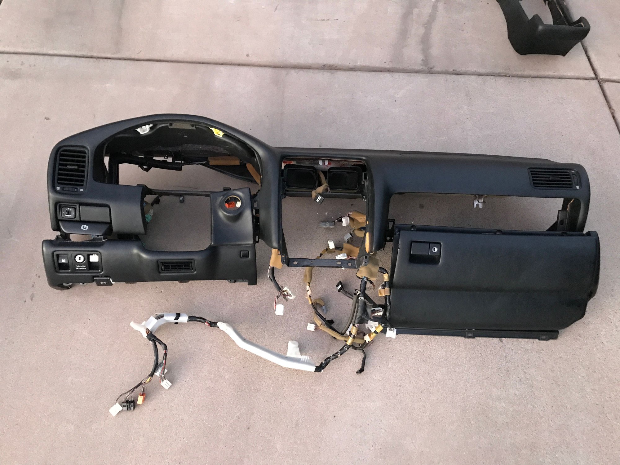 Interior/Upholstery - 95-00 LS400 Black Leather Interior Complete - Used - 1995 to 2000 Lexus LS400 - Chandler, AZ 85224, United States
