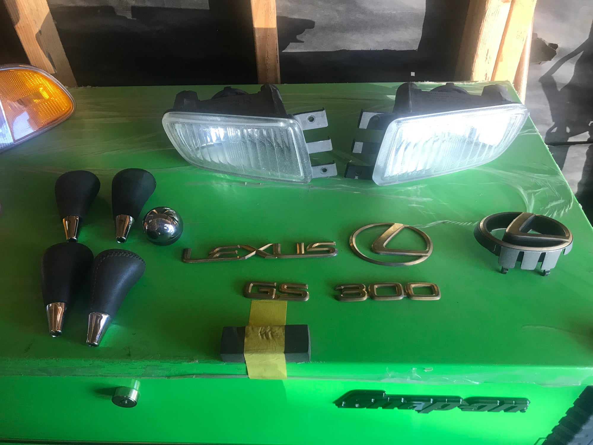 Exterior Body Parts - Oem 98-05 GS fog lights ,gold emblem set, shift knobs ,inner trunk lights - Used - 1998 to 2005 Lexus GS300 - Victorivlle, CA 92392, United States