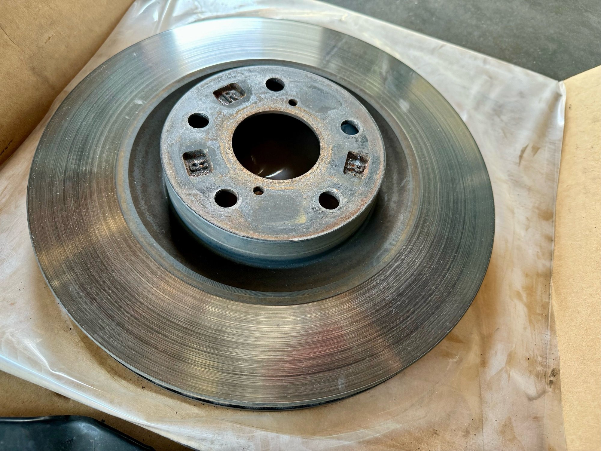 Brakes - Lexus GS350 complete OEM Brake set up **take off** - Used - 2013 to 2020 Lexus GS350 - Santa Ana, CA 92704, United States