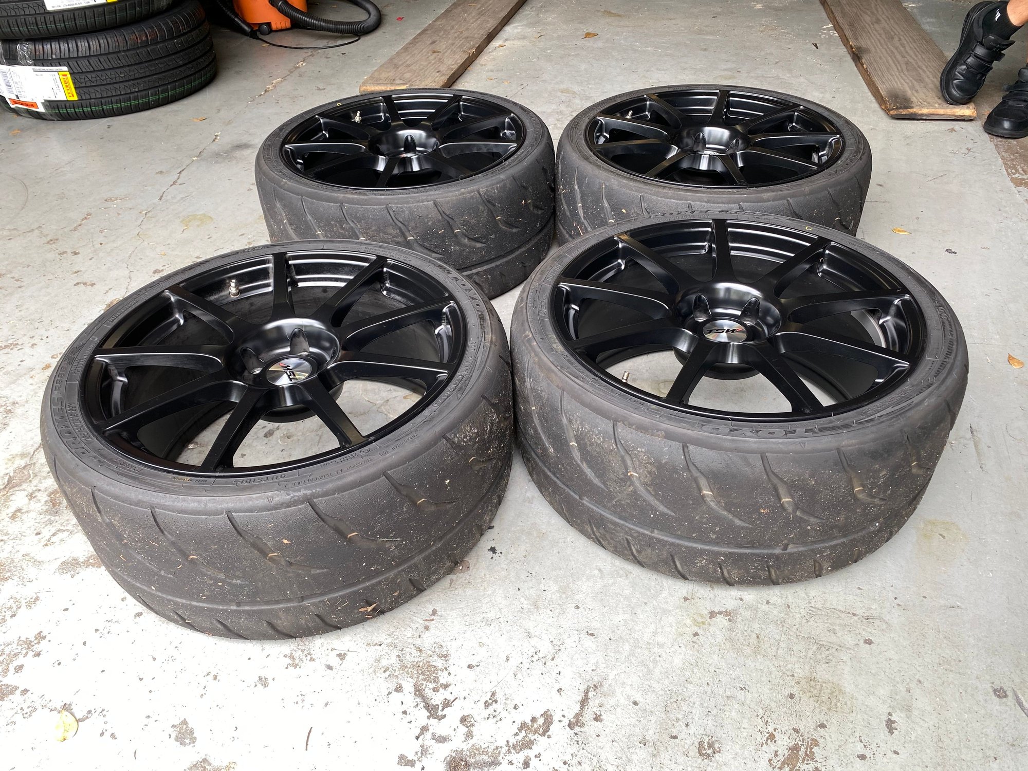 Wheels and Tires/Axles - ISF Track Wheels and Tires - Used - 2008 to 2013 Lexus IS F - Coral Springs, FL 33067, United States