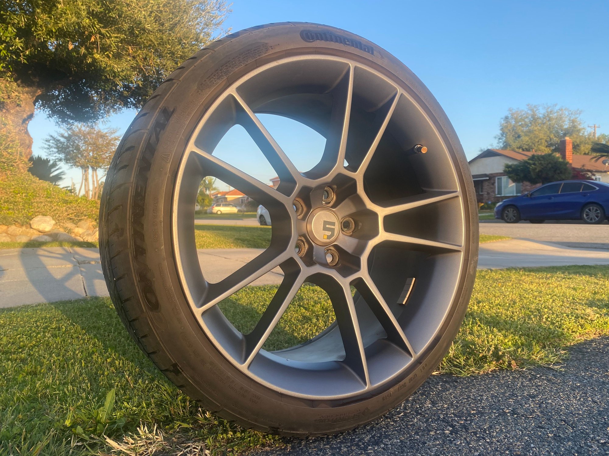 Wheels and Tires/Axles - Five Axis Wheels/Tires 19x9.5 +45 (Rare/discontinued) - Used - 0  All Models - Rosemead, CA 91770, United States