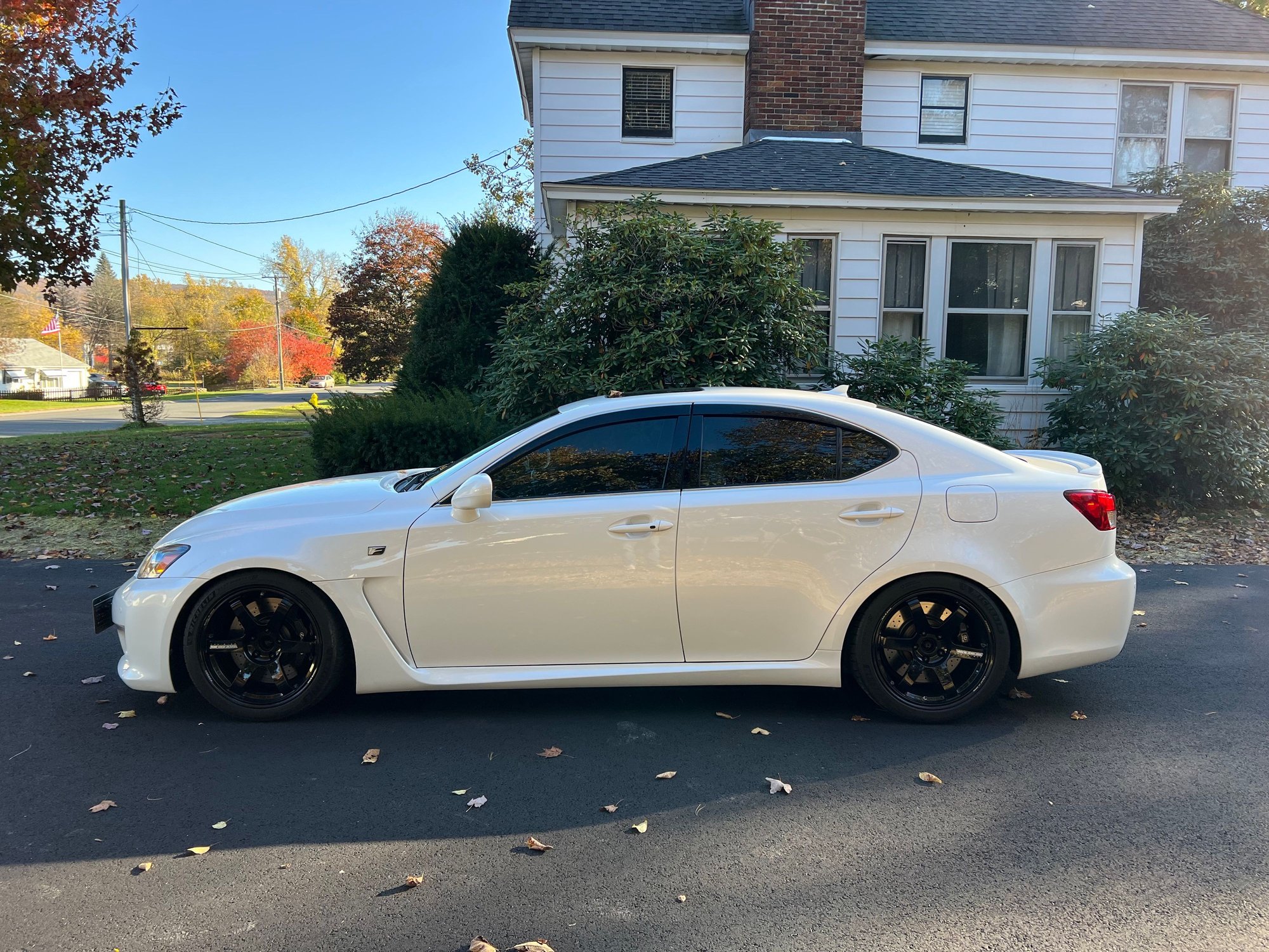 2012 Lexus IS F - MA: 2012 Lexus ISF | White/White | 35K miles - Used - VIN JTHBP5C20C5010189 - 35,700 Miles - 8 cyl - 2WD - Automatic - Sedan - White - Berkshire County, MA 01201, United States