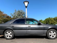 1998 ES300 with 4 new KYB Strut-Plus assemblies.  The trunk isn't empty, but not heavily-loaded.