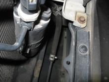 Location for in-line filter installed in power steering return line