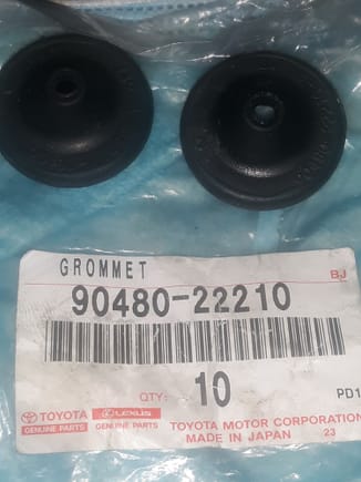 ToyotaLexus Parts acquired from Japan....
If a Toyota part is not in the North American database, then Toyota North America will not inquire further.