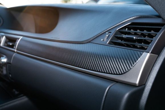 Dash trim. Two hidden bolt was PITA to get to.
