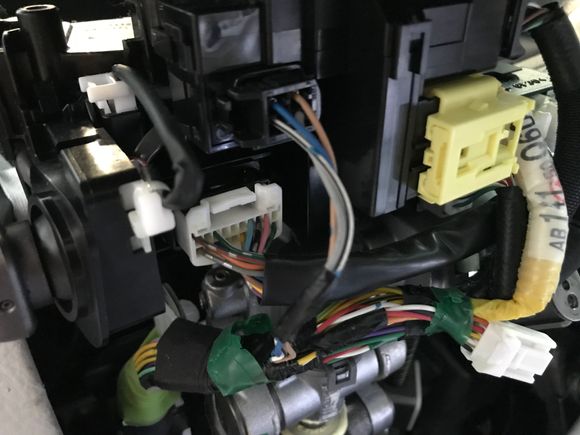 wiring harnesses in the steering column