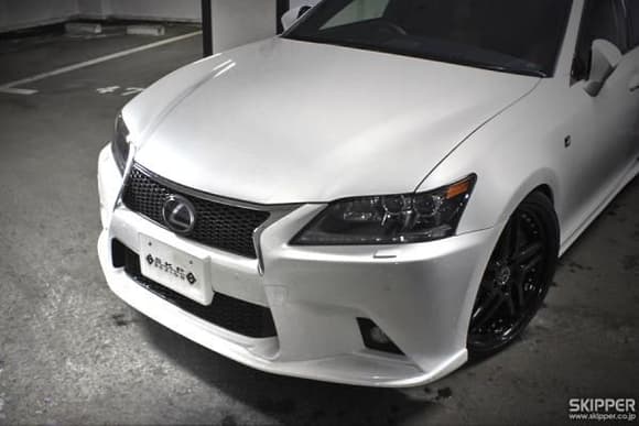 SKIPPER AERO PARTS PRODUCT.
FRONT LIP SPOILER

http://www.skipper.co.jp/products/aeroparts/gs003.php