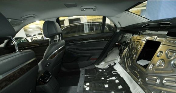 Equus DH-L Interior 2