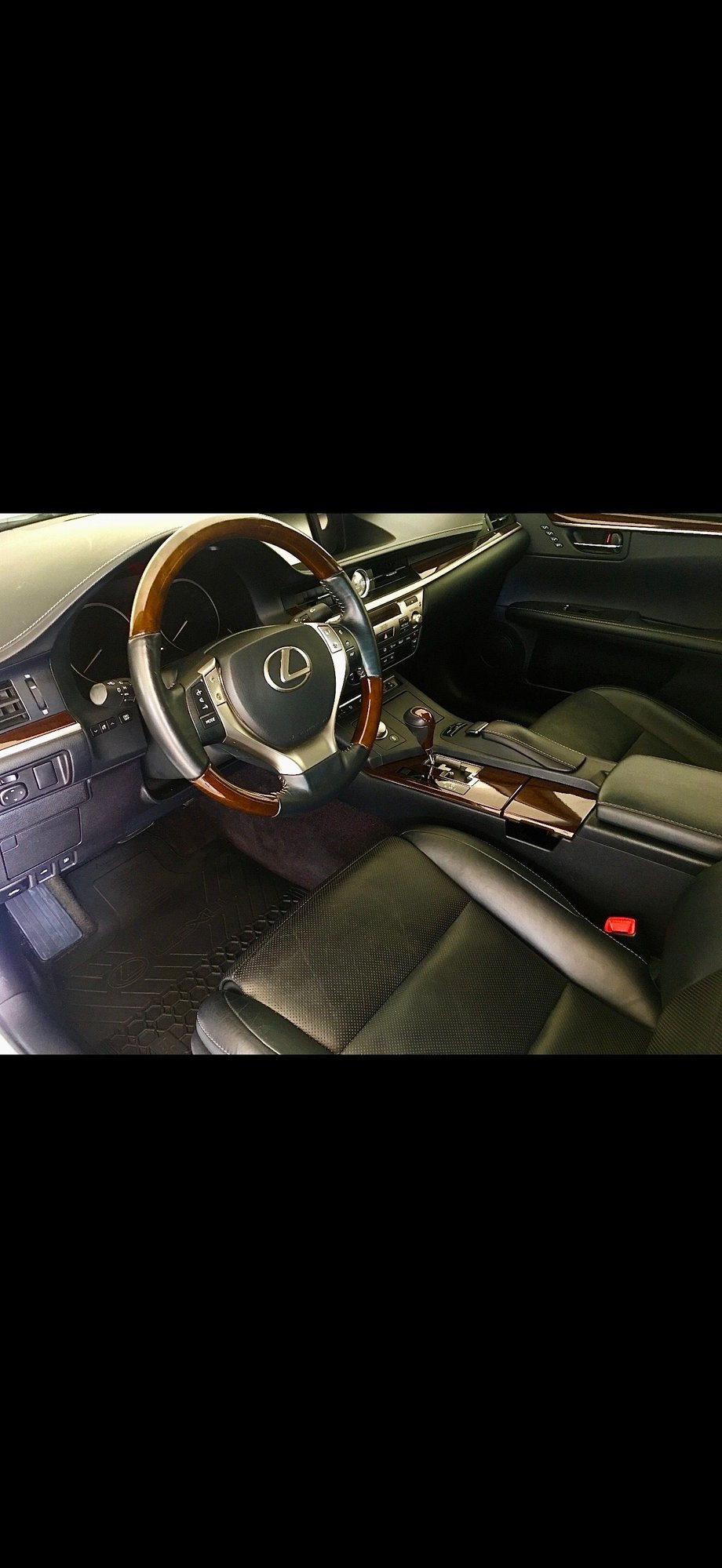 2014 Lexus ES350 - 2014 Lexus Es350 Ultra Luxury - Used - VIN Jthbk1gg4e2103010 - 267,000 Miles - 6 cyl - 2WD - Automatic - Sedan - White - Grand Blanc, MI 48439, United States