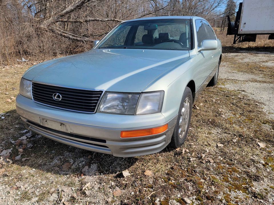 1997 Lexus LS400 - 1997 Lexus LS400 Super Clean Silver Jade Pearl 122k miles - Used - VIN JT8BH28F2V0071745 - 122,001 Miles - 8 cyl - 2WD - Automatic - Sedan - Other - Oak Creek, WI 53402, United States