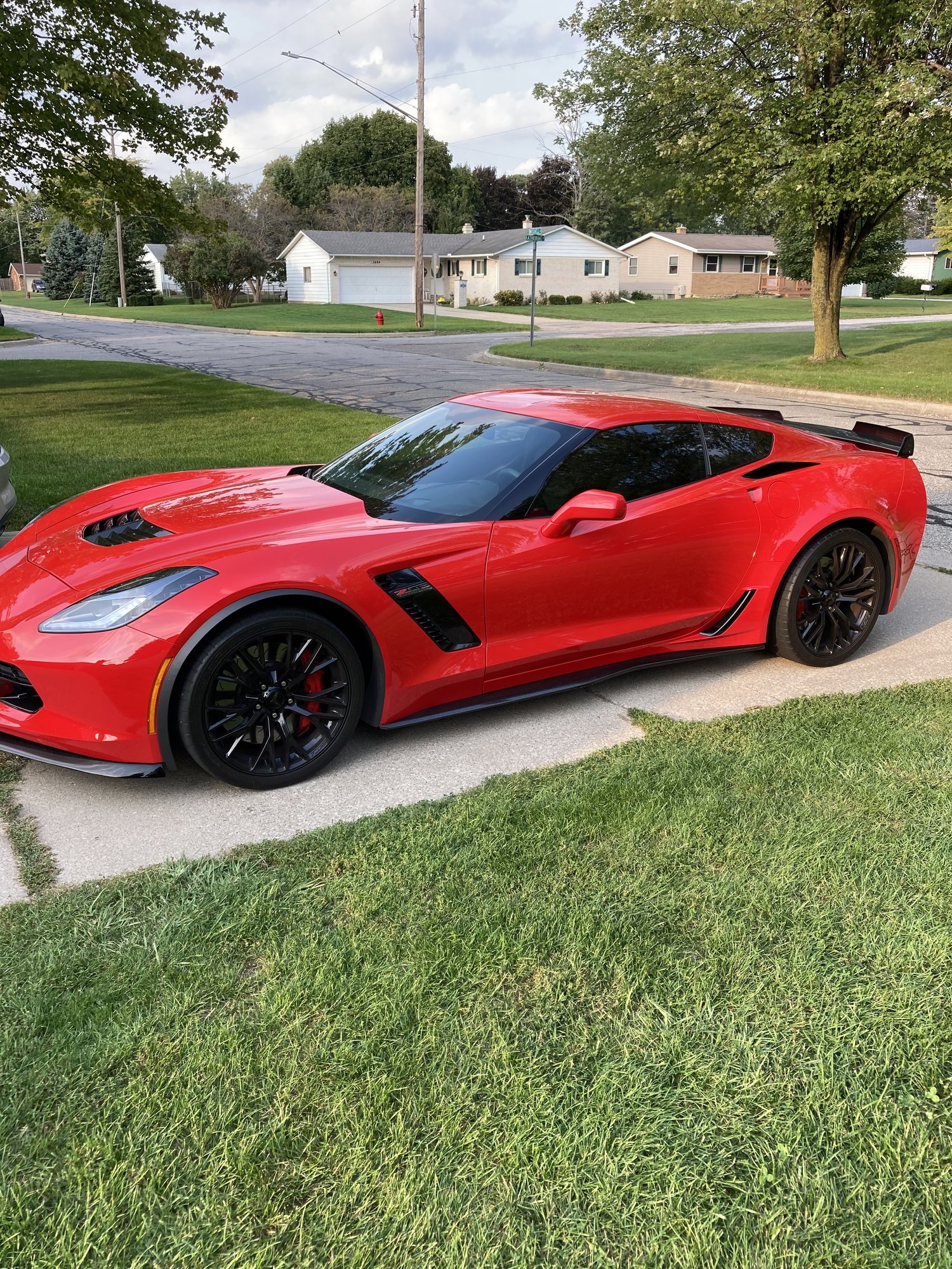 FS (For Sale) 2017 Z06/Torch Red/1LZ/ 7 speed manual - CorvetteForum