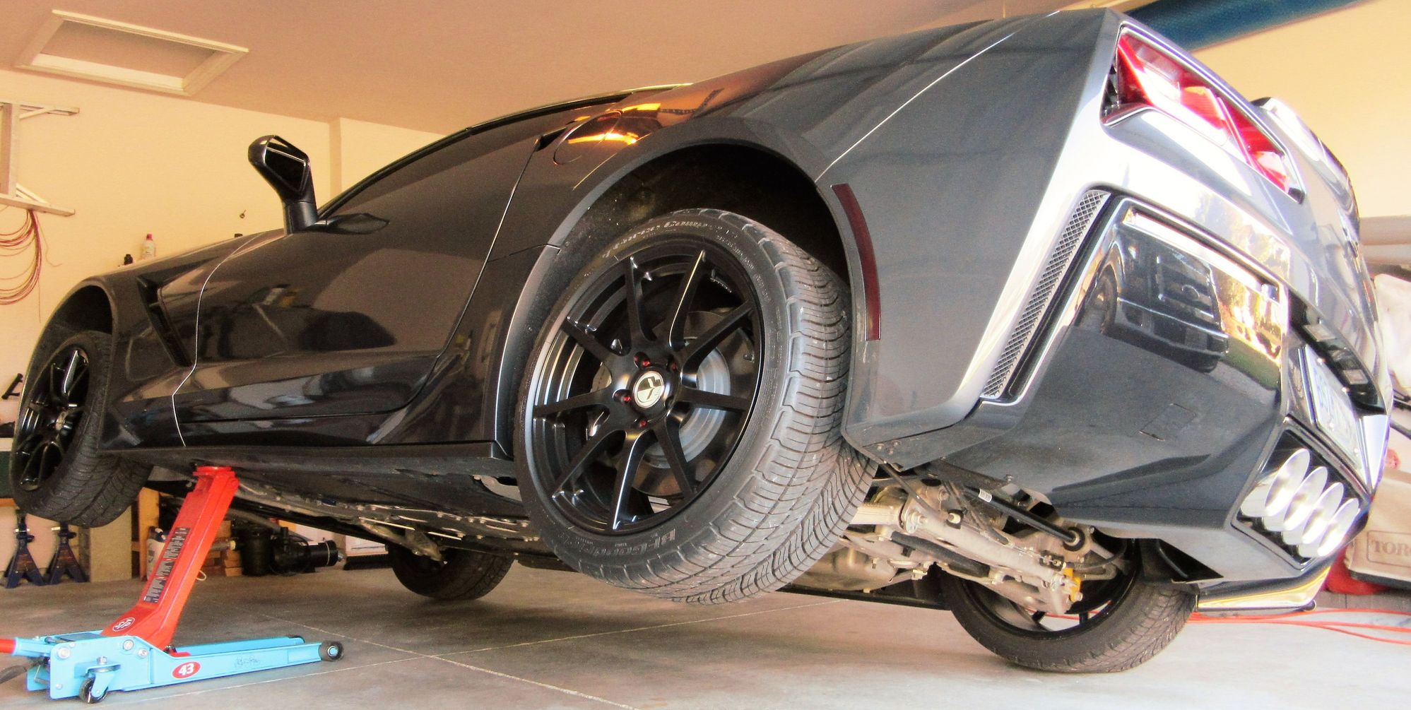 Lifting the C7 CorvetteForum Chevrolet Corvette Forum Discussion
