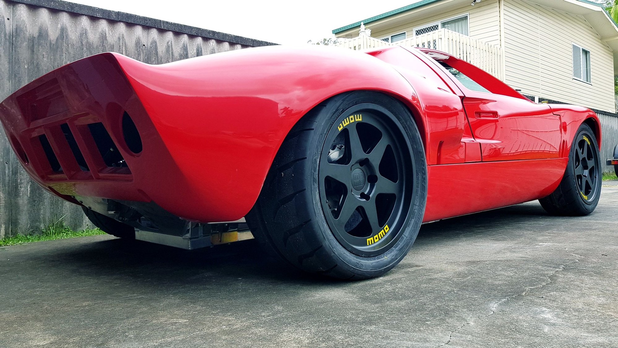 Carbon Z06 brakes on my GT40 CorvetteForum Chevrolet Corvette Forum