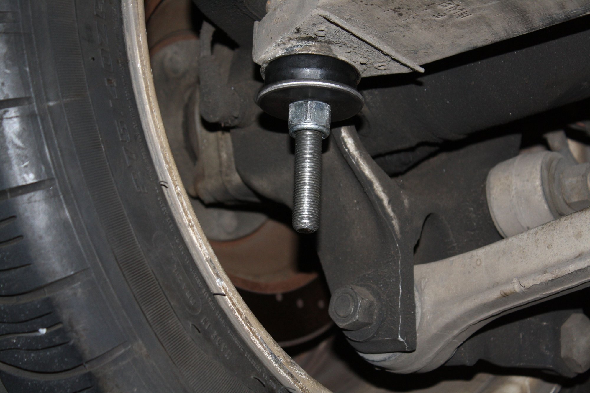 Rear ride height adjustment is it that easy? CorvetteForum