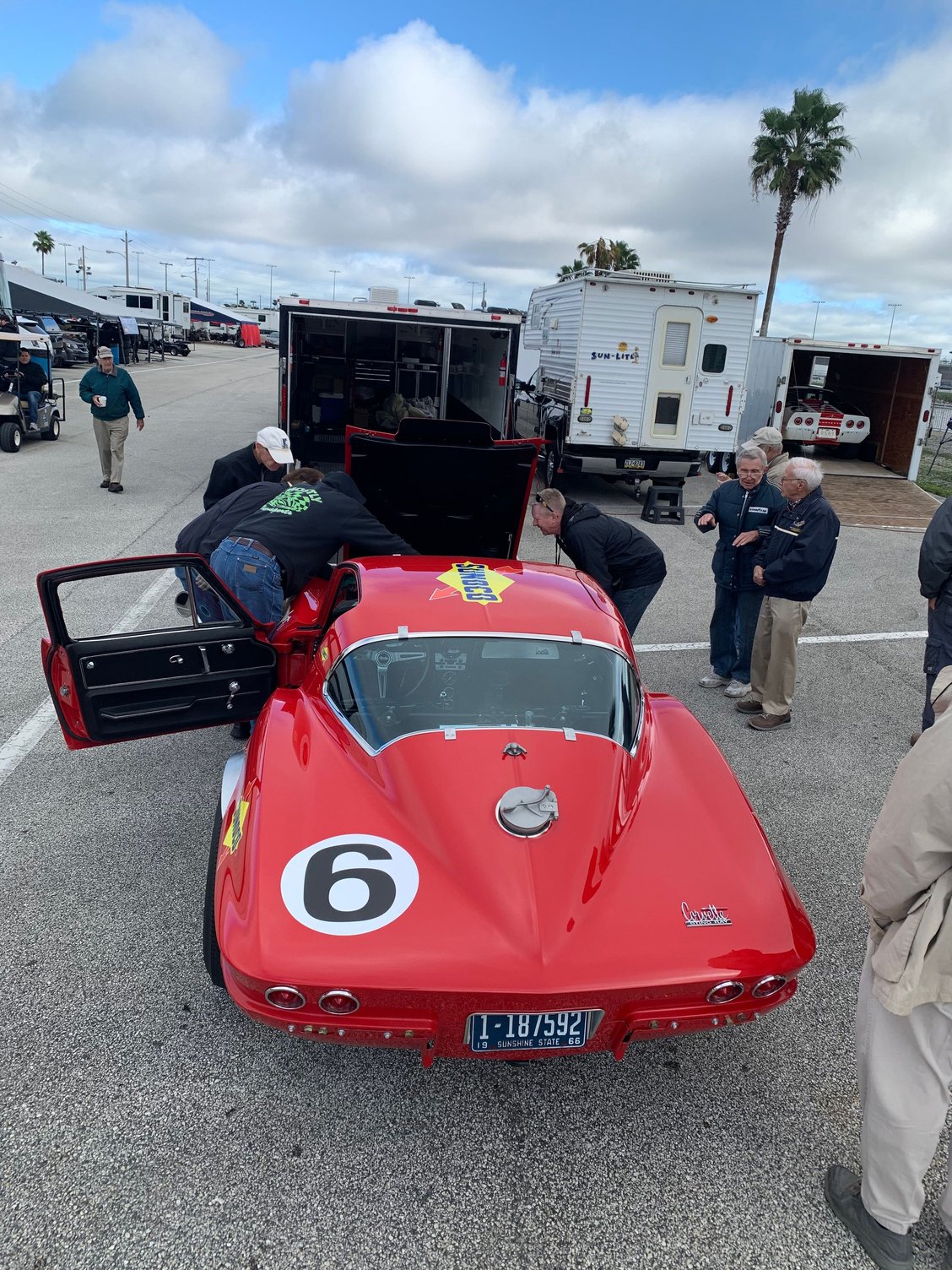 Roger Penske's 1966 race car - CorvetteForum - Chevrolet Corvette