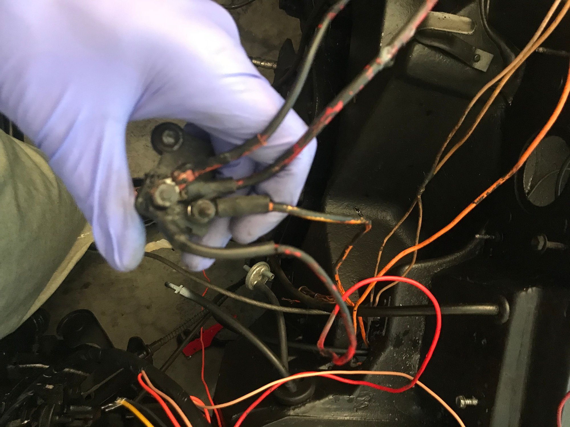 Trying to figure out the engine compartment wiring - CorvetteForum