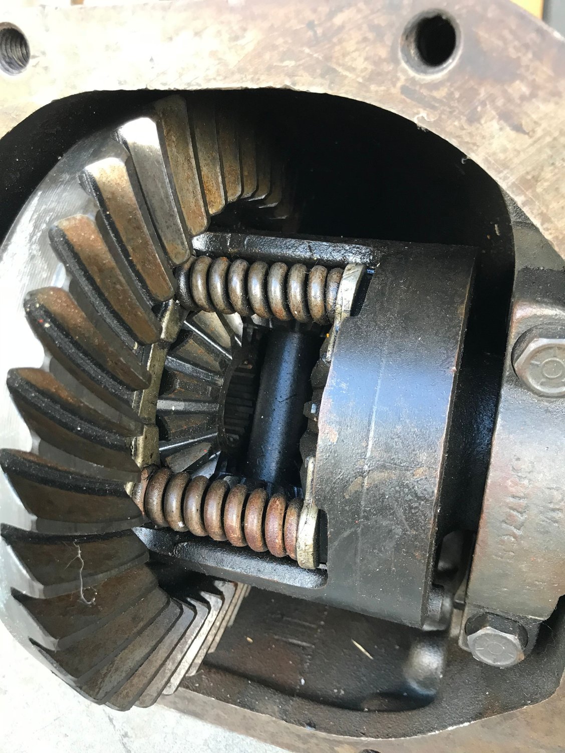 FS (For Sale) FS 1964 corvette rear differential CorvetteForum