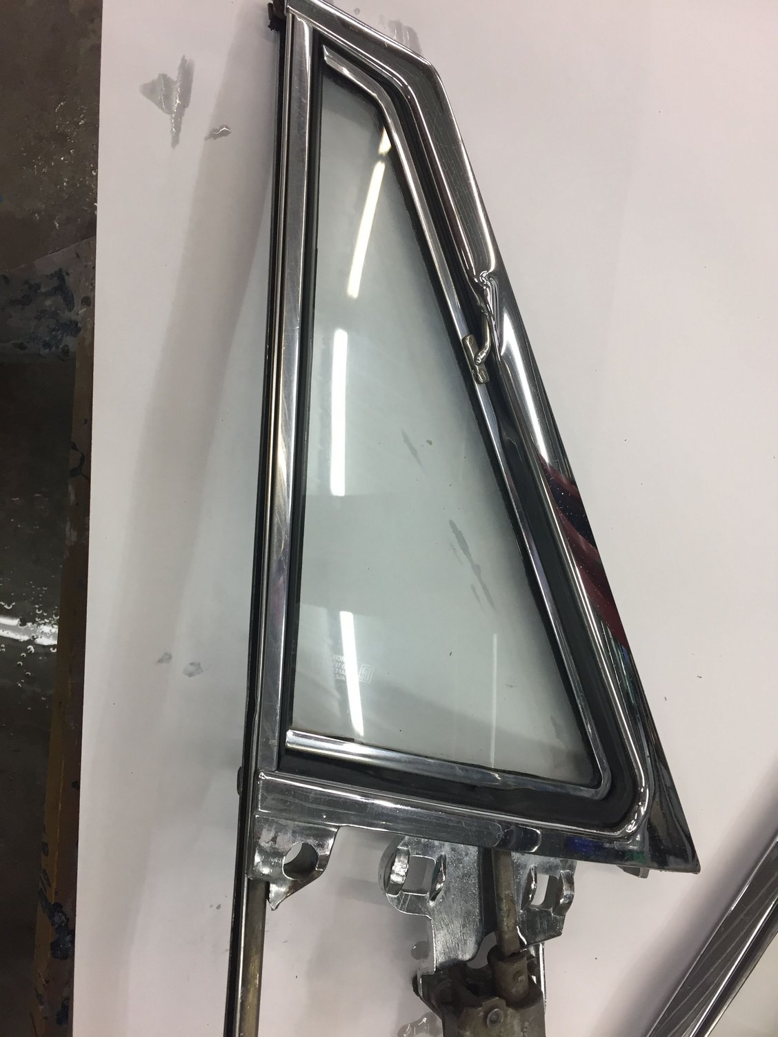 FS (For Sale) 6467 convertible vent windows assemblies CorvetteForum