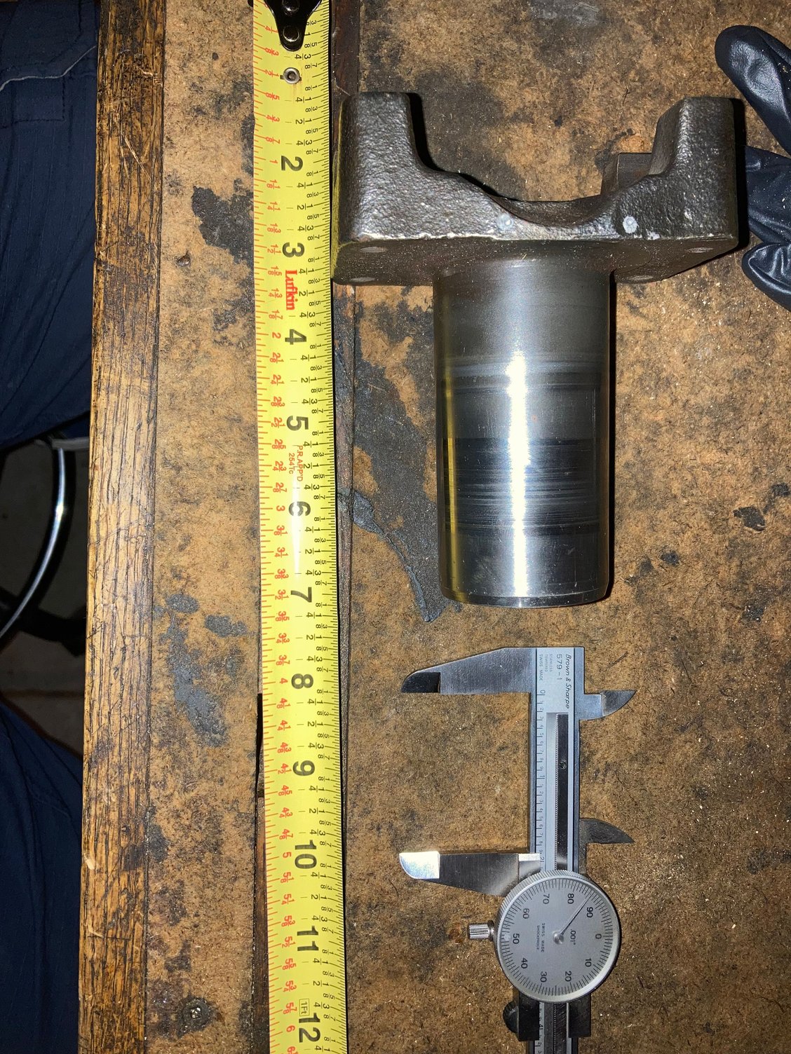 Tail shaft housing bushing clearance? CorvetteForum Chevrolet