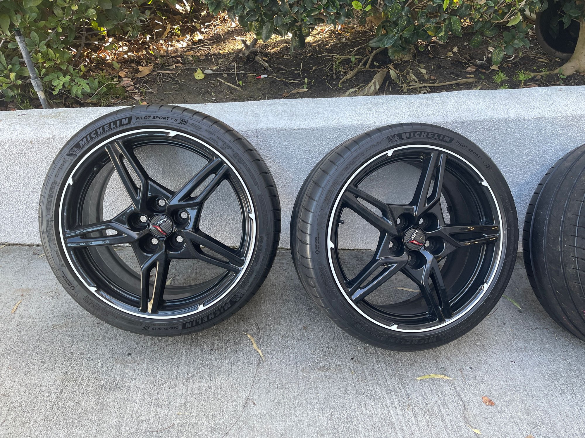 FS (For Sale) OEM Black C8 Wheels and Tires with TPMS - CorvetteForum ...