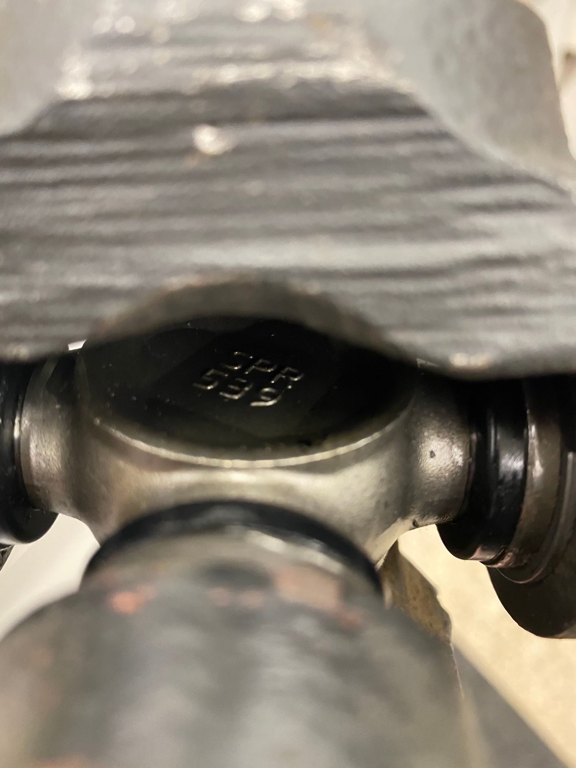 spicer solid ujoint cracked dust caps. CorvetteForum Chevrolet