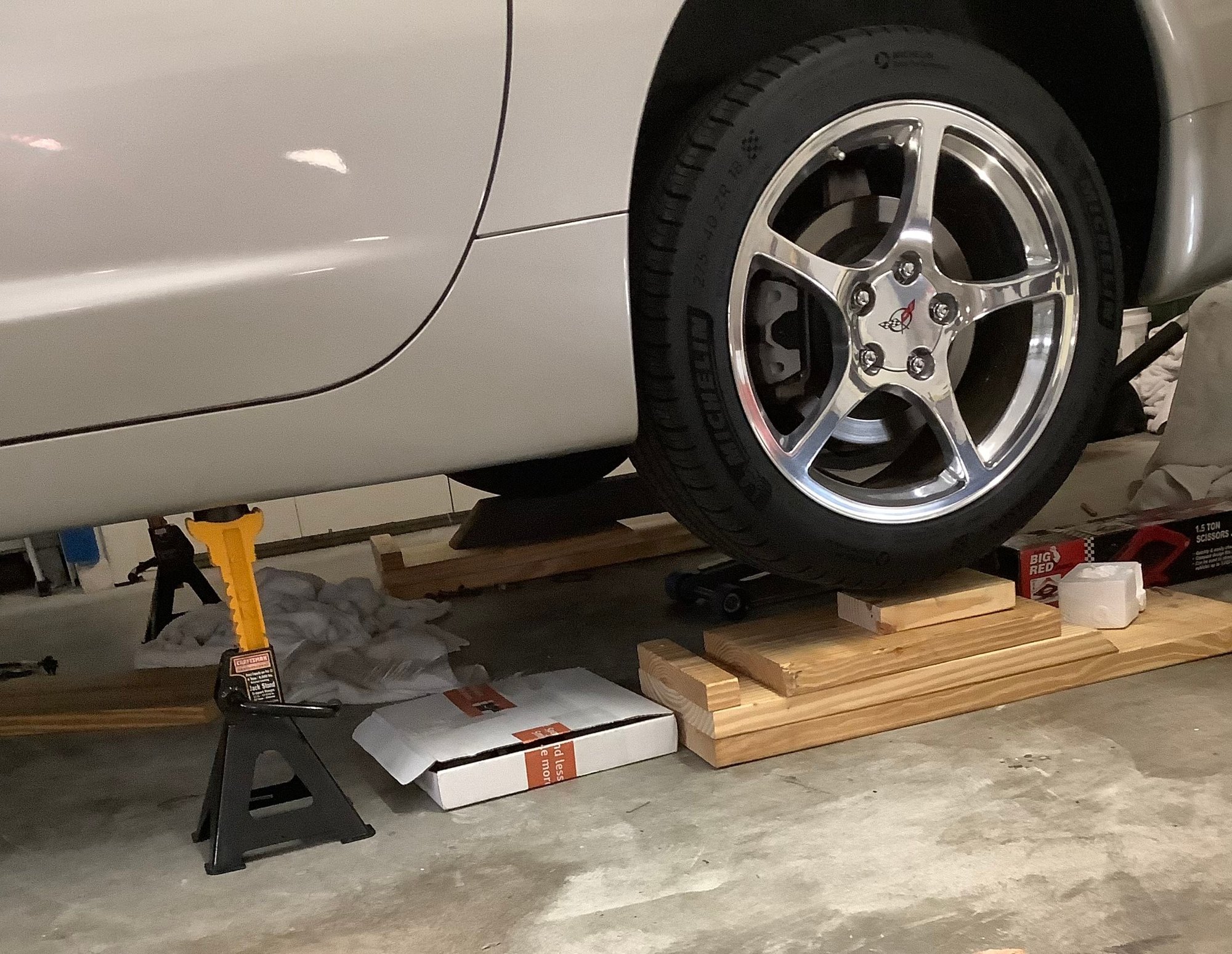 How to use jack stands (not on subframe) CorvetteForum Chevrolet