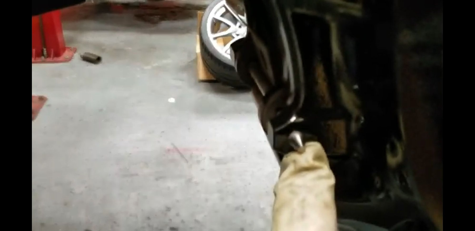 Horrible brake noise, hung caliper? CorvetteForum Chevrolet