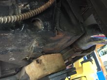 Right rear frame end