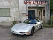 Carrozzeria is the word for repair shop in Italian