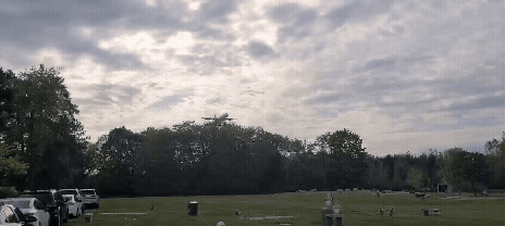 plane_video_f803be4c643de14fa17dc8ccb8ef66cf907fdd39.gif