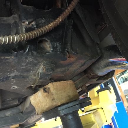 Right rear frame end