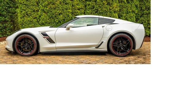 Notice the ACS Rock Guards and ACS Side Skirt (z06 version)
