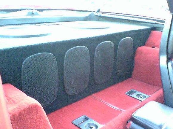 Four MB Quart 6x8" 2-way mid range speakers with an Alpine amp (70W RMSx4)