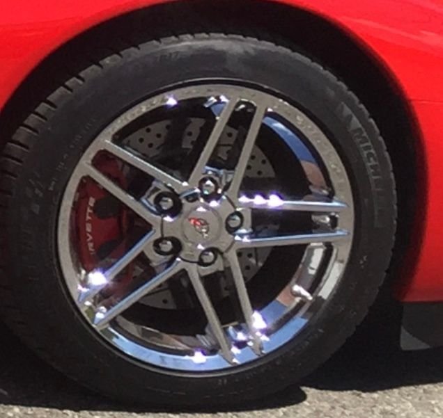 Torch Red / Z06 Caliper Paint? CorvetteForum Chevrolet Corvette