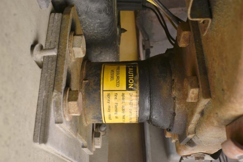 75 and later C3 shock absorber system