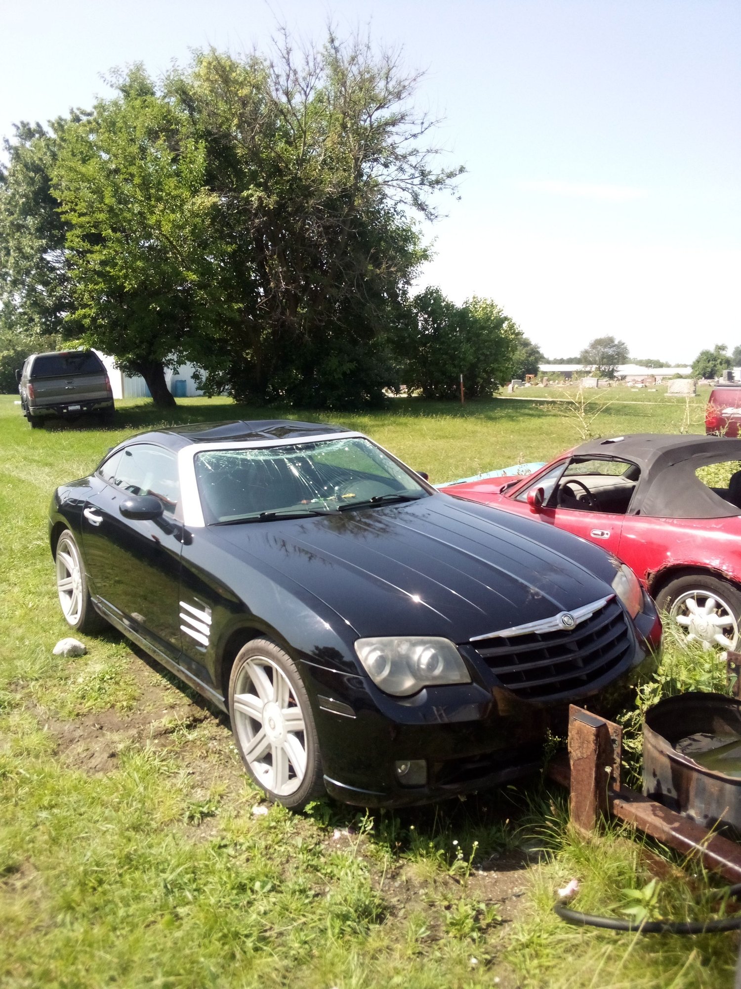 2006 Chrysler Crossfire - 2006 limited whole car or part out - Walkerton, IN 46574, United States