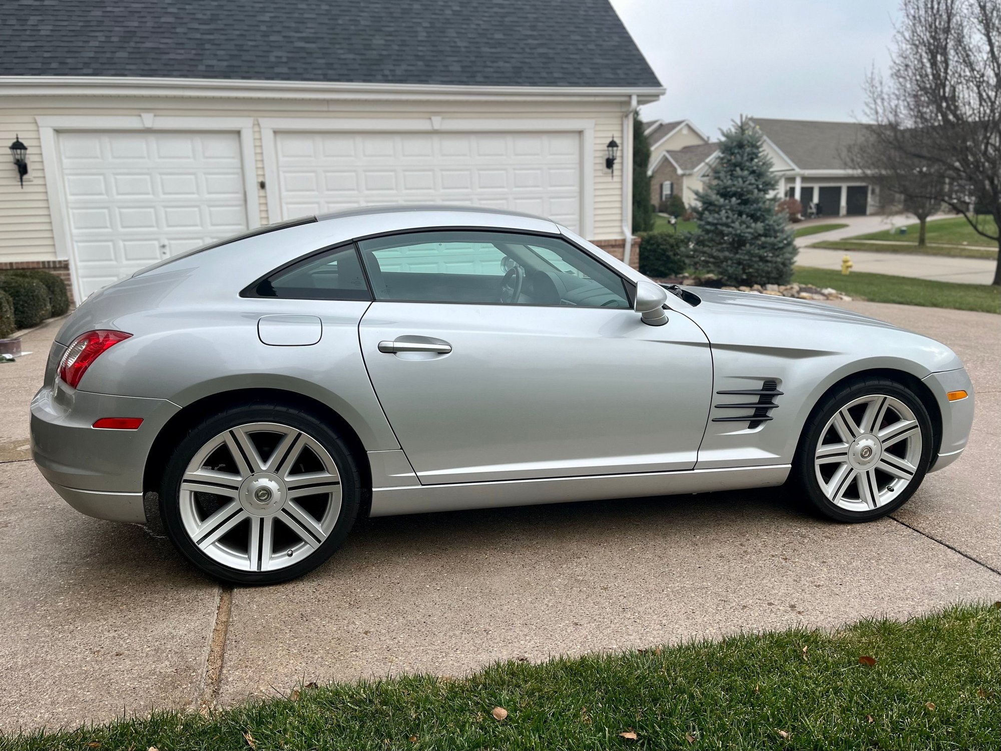 2008 Chrysler Crossfire - 2008 Chrysler Crossfire LTD - Used - VIN 1C3LN69LX8X074547 - 6 cyl - 2WD - Automatic - Coupe - Silver - St. Peters, MO 63376, United States