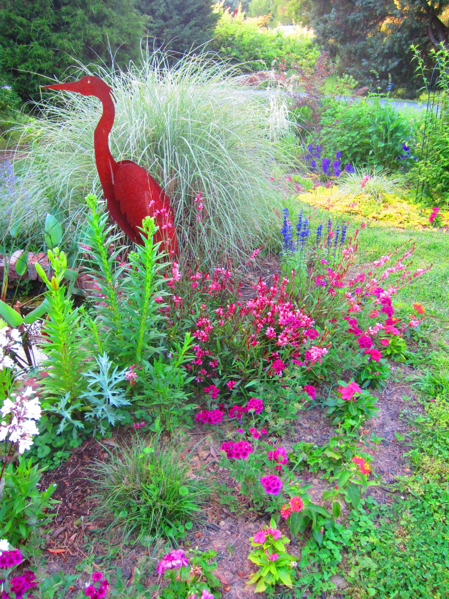 Fountain Bed photo by earthgirl51 on Garden Showcase