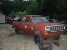 1981 soon to be cummins with spicer 5 speed and divorce np 200