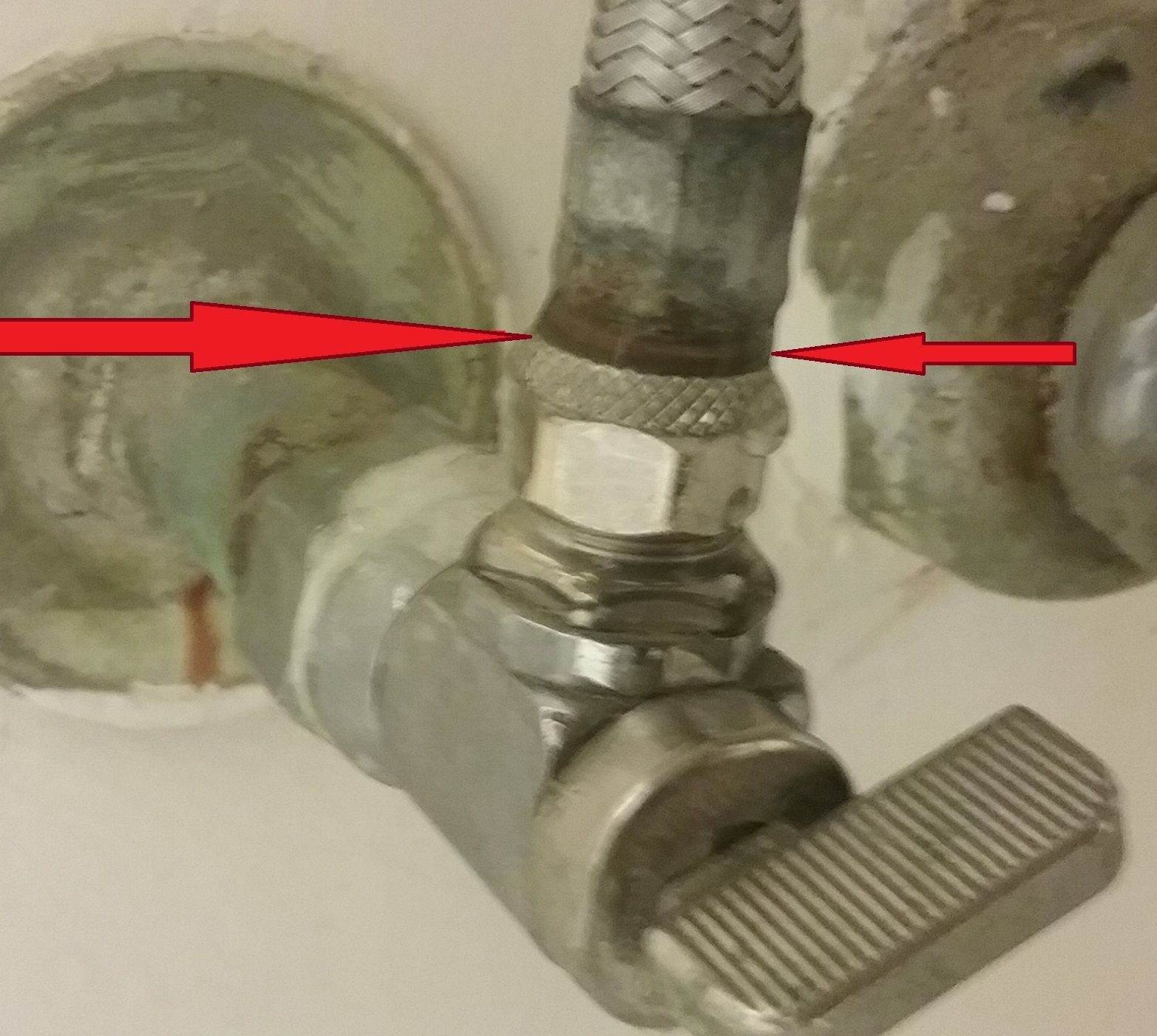 Leak In Supply Line Under Sink DoItYourself Com Community Forums   Pipeleak Ff31a9cf9f739339e37607dace5554cf9cea5875 