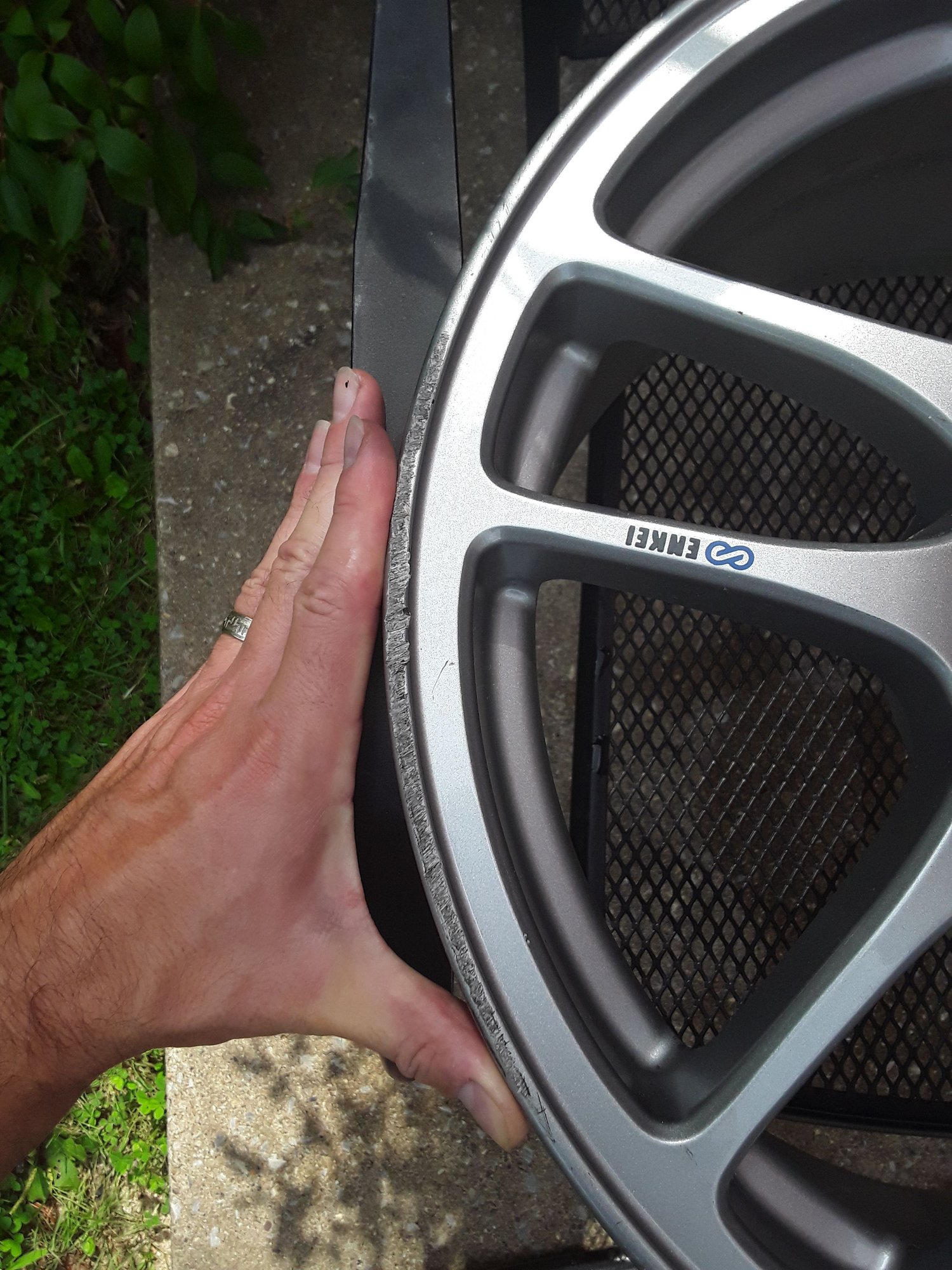 Wheels and Tires/Axles - (1) Evolution 9 wheel - Used - 2006 Mitsubishi Lancer Evolution - Plymouth Meeting, PA 18974, United States