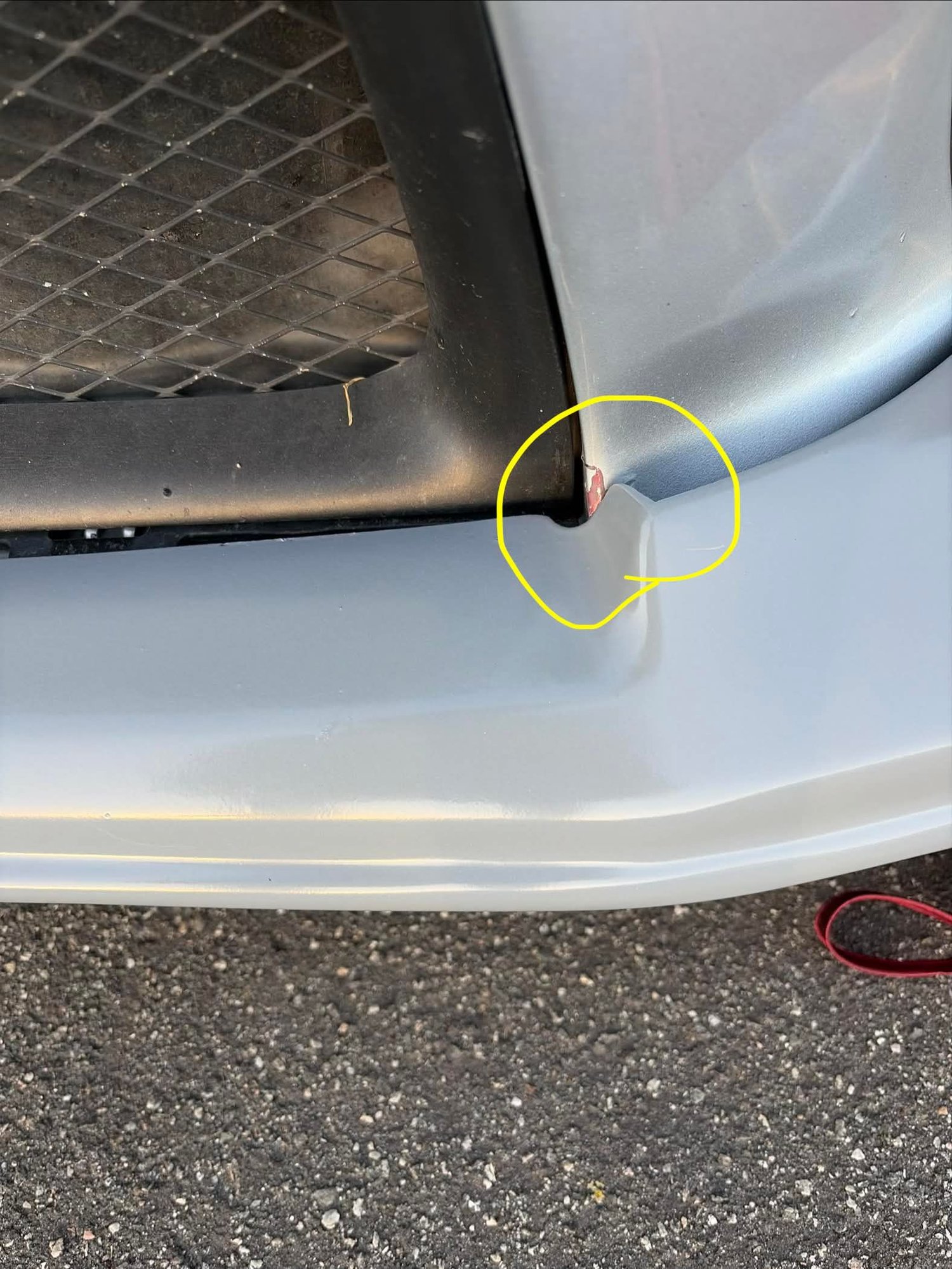 fitment issue around lower corners of main grill