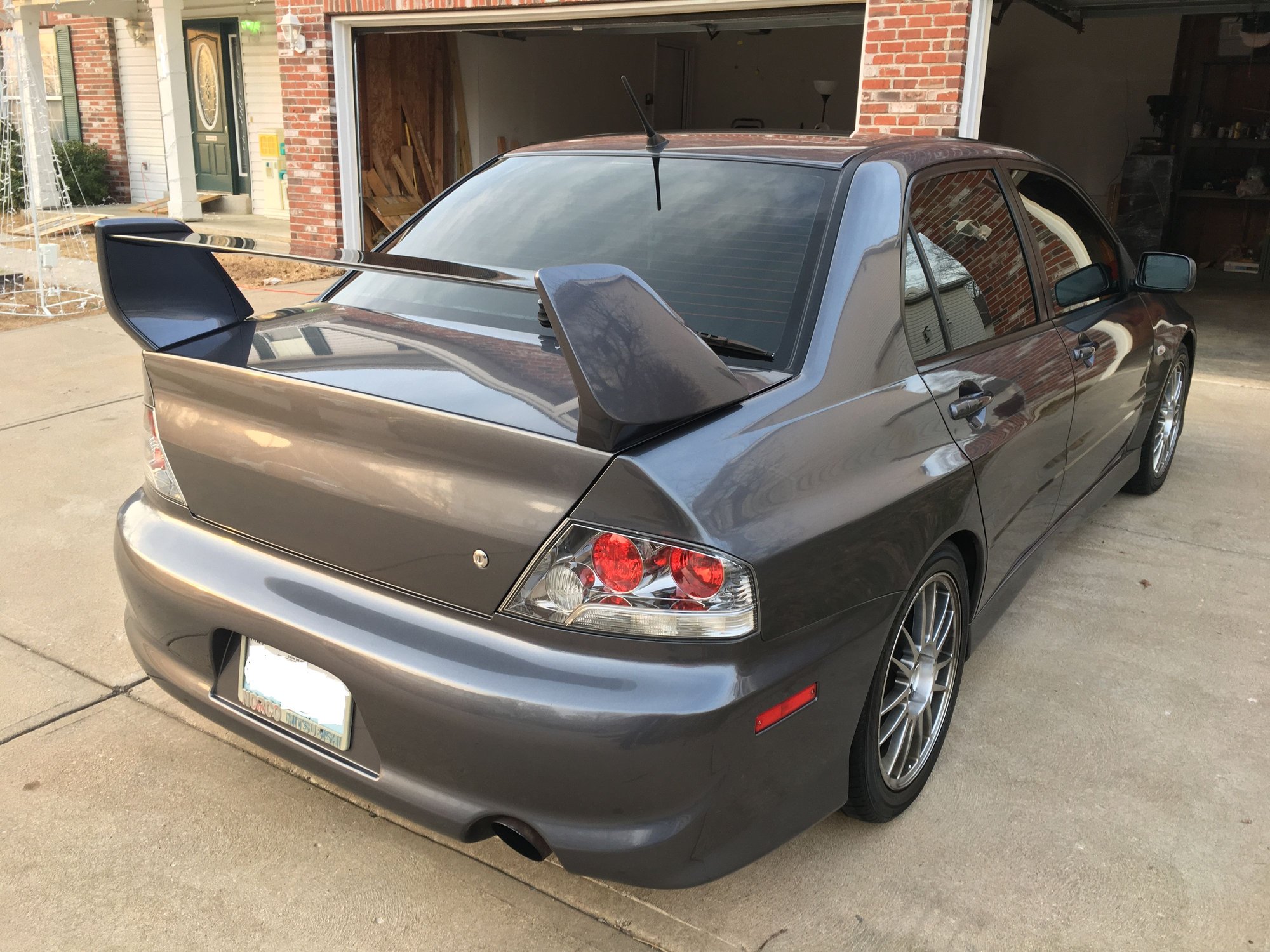2006 Mitsubishi Lancer Evolution - 2006 Evolution IX SE (147k miles) - No Engine Mods, Garage Kept - Used - VIN JA3AH86CX6U066651 - 147,000 Miles - 4 cyl - AWD - Manual - Sedan - Gray - Wentzville, MO 63385, United States