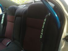 Rear mounting fits snug between the Tommi Makinen Edition Recaros out back